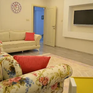 تحقق من التوفر