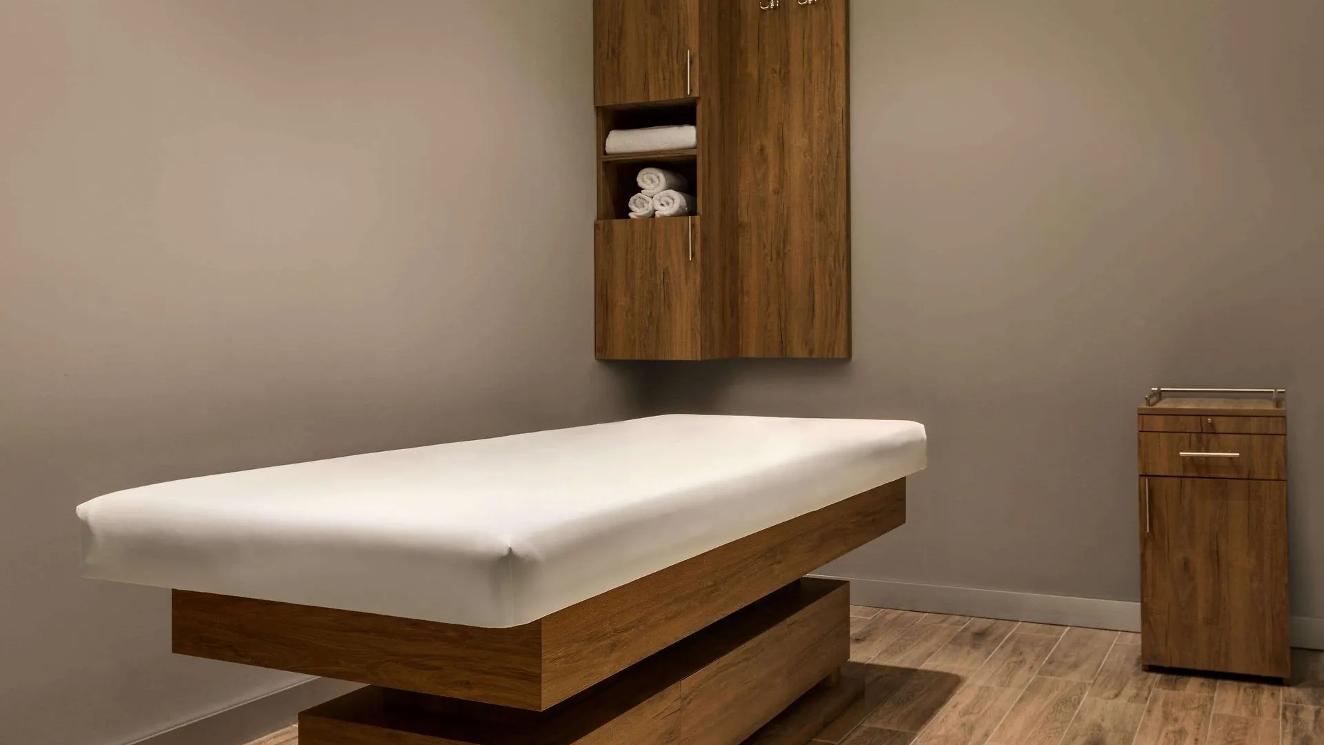 Ramada Encore By Wyndham Istanbul Basin Express Hotel