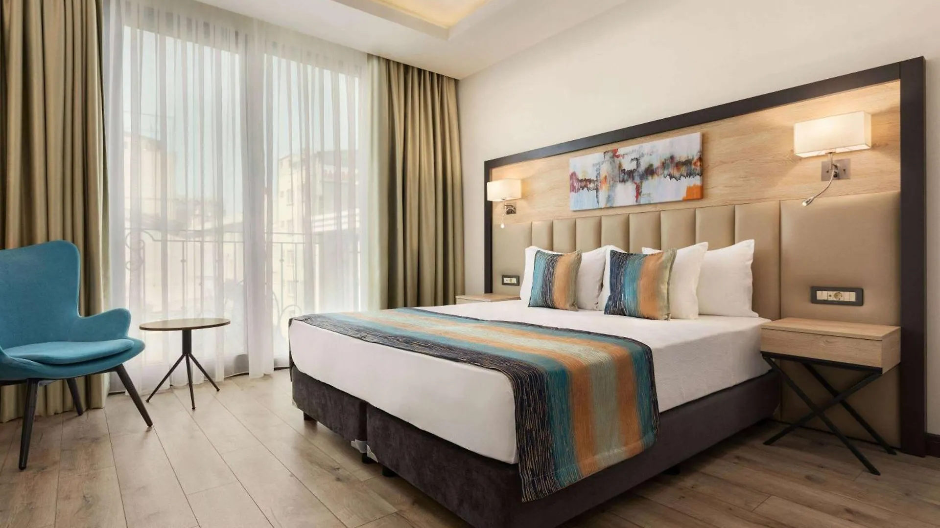 Hotel Ramada Encore By Wyndham Istanbul Basin Express