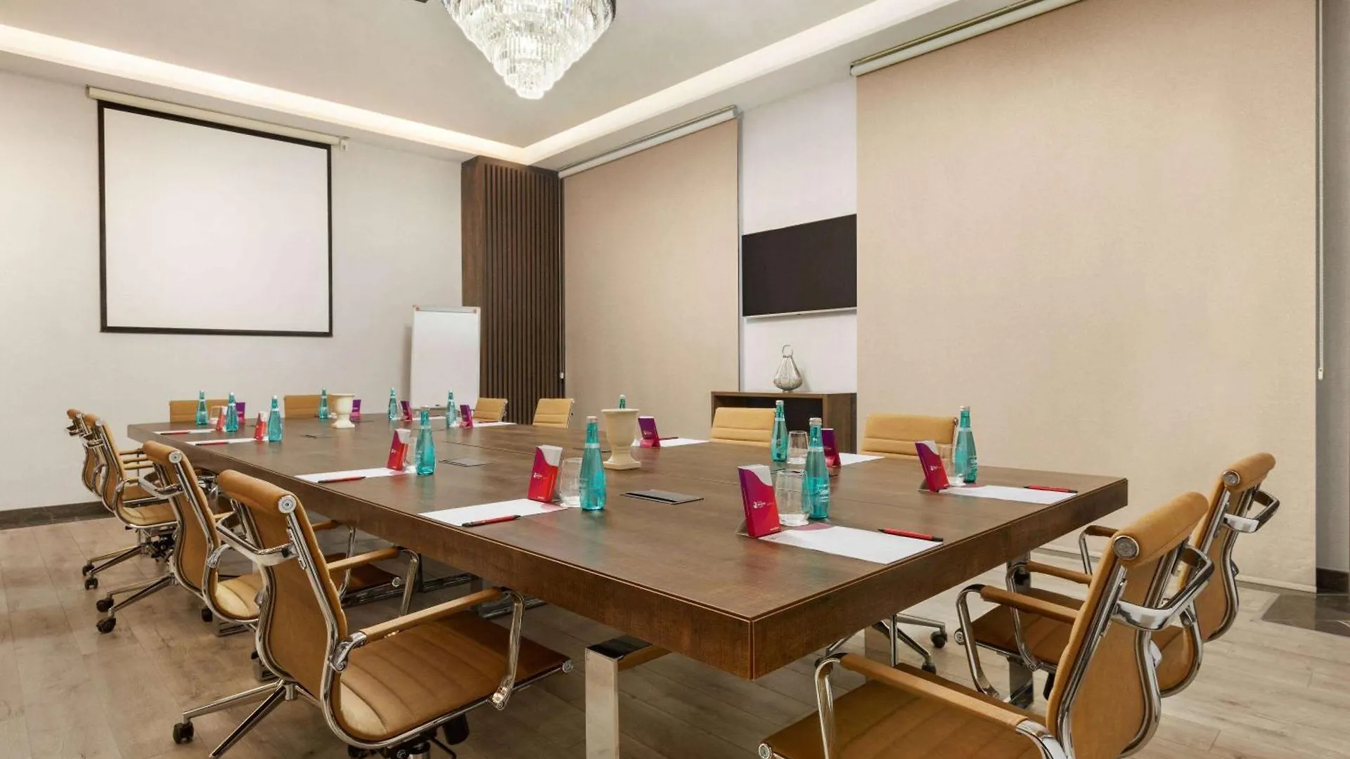 Ramada Encore By Wyndham Istanbul Basin Express